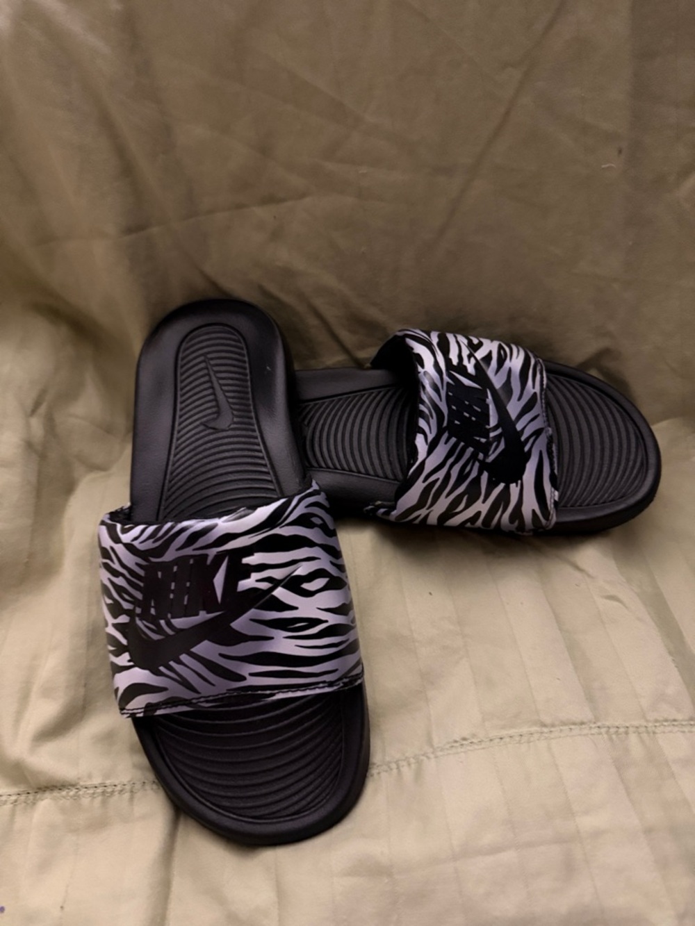 Nike Women's Black & White Zebra-Print Slide Sandals